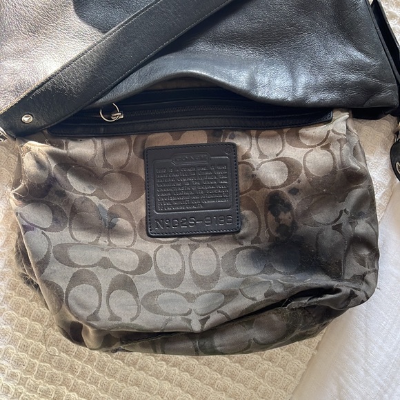 Coach Vintage 90's Grommet Bucket Bag - Picture 7 of 12